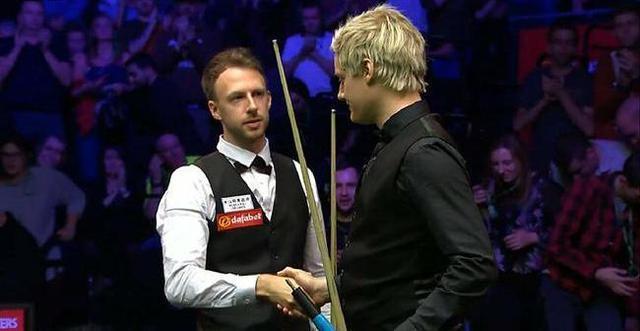 F1收官战诺里斯夺魁 助迈凯伦暌违26年重夺车队总冠军.