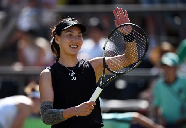 詹姆斯仅一年排联盟第一！科比连续7年薪水最高，库里将连续10年