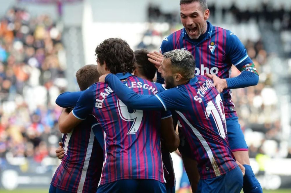 中国队速滑世界杯再获一银一铜人民日报客户端.