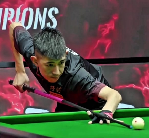 [足球之夜]中国足球职业联赛联合会正式成立.